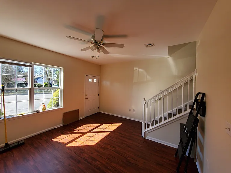 1841-1847 Auburn St #1841 — Photo 5