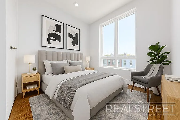 98 Himrod St #3R — Photo 5