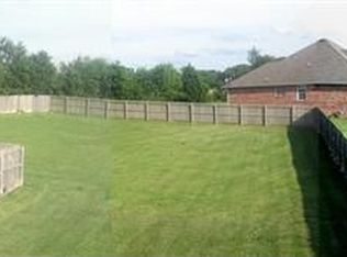 2106 N 9th Ave, Ozark, MO 65721