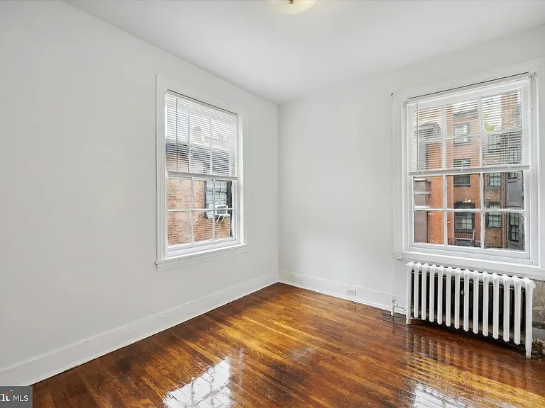 1815 Pine St #3R — Photo 5