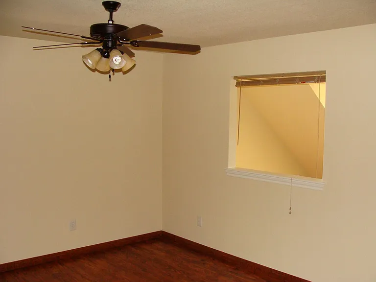 128 Meadow Park Cir #128 — Photo 25