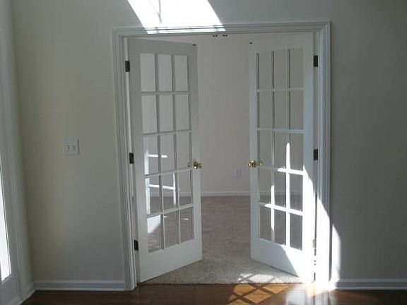 4th image of 1809 Ambur Cove Ct