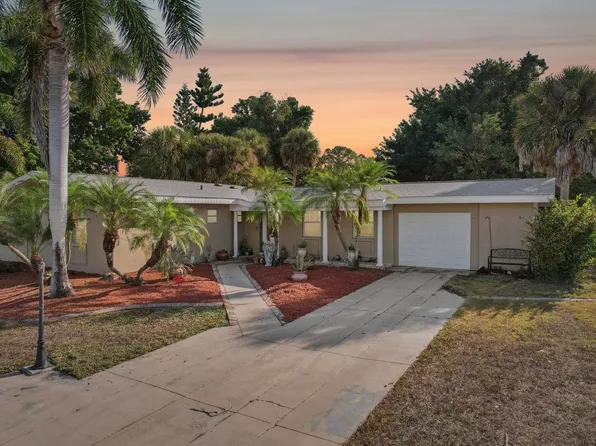 2356 Conway Blvd, Pt Charlotte, FL 33952