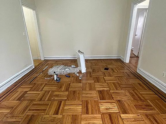 3rd image of 1633 Sterling Pl Unit 2L