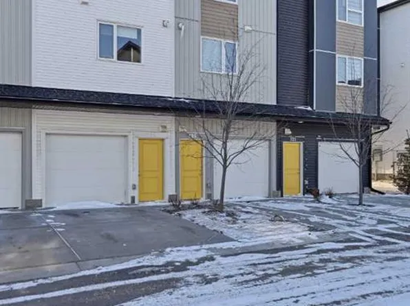 301 N Redstone Blvd NE #125, Calgary, AB T3N 1V7