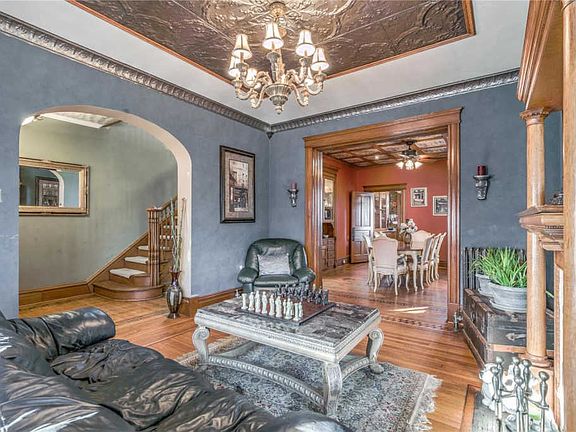 3rd image of 4221 Westminster Pl