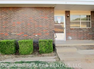 1303 Meadow Ln APT 1, Weatherford, OK 73096