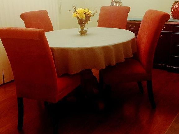 Separate dining room