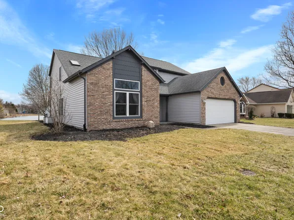 7659 Camberwood Dr, Indianapolis, IN 46268