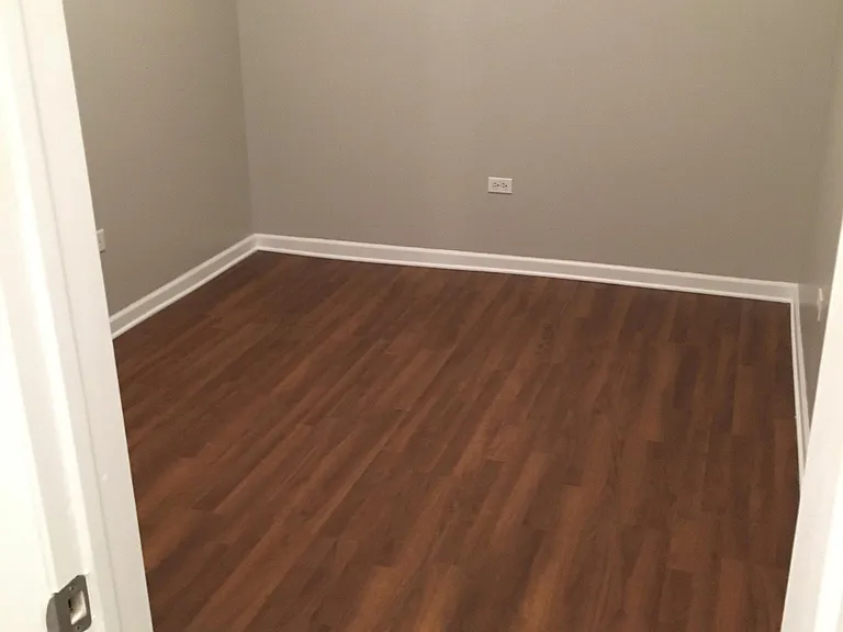 1943 N Keystone Ave #1R — Photo 9