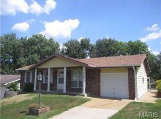 704 Vanderville Dr, Fenton, MO 63026