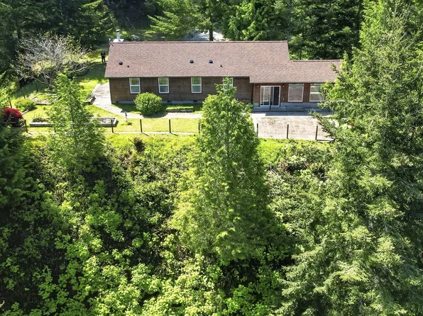 89453 Rustic Ln, Florence, OR 97439
