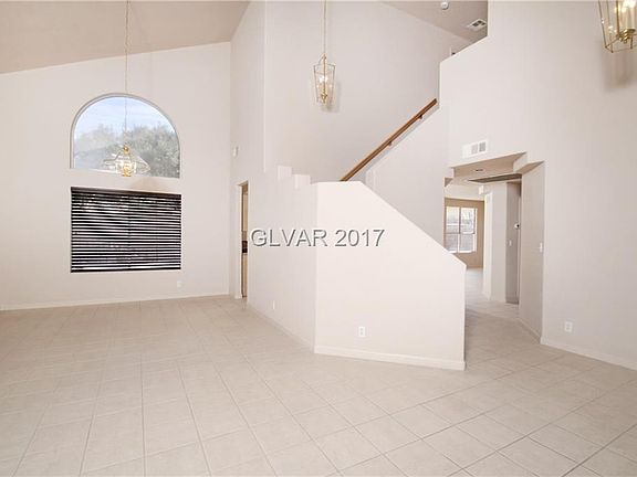 4th image of 7748 Brook Valley Dr
