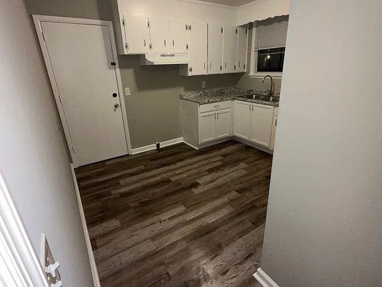 725 Kent Dr — Photo 12
