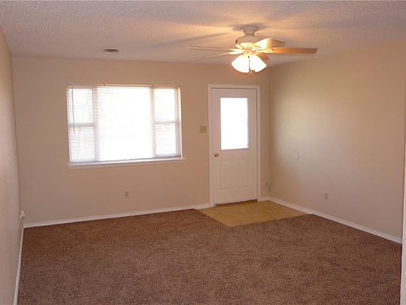 4th image of 410 S 43rd St