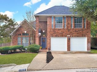 1302 Summit Blf, San Antonio, TX 78258