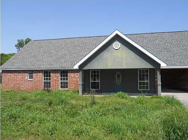 1st image of 1025 Kallie Ln