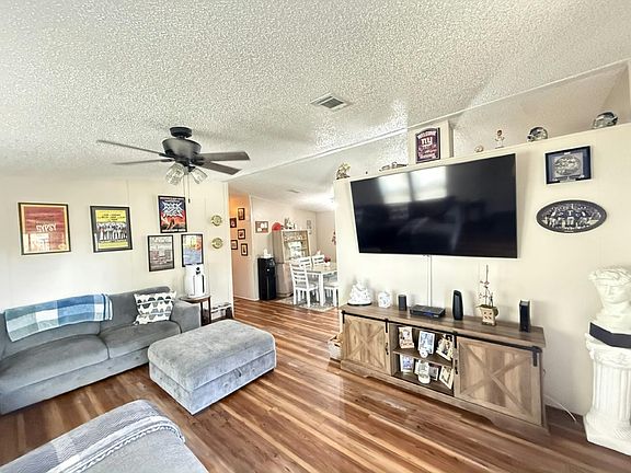 4th image of 14233 Muirfield Dr #908