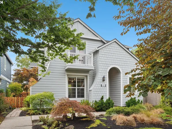 6183 NE Copper Beech Dr, Hillsboro, OR 97124