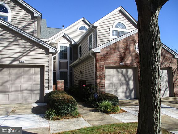 2nd image of 1412 Braken Ave #103