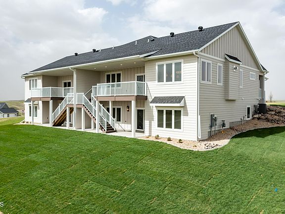 2nd image of 3703 Ridge Way