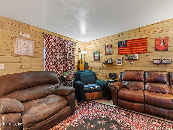 5th image of 8483 MANRESA Avenue