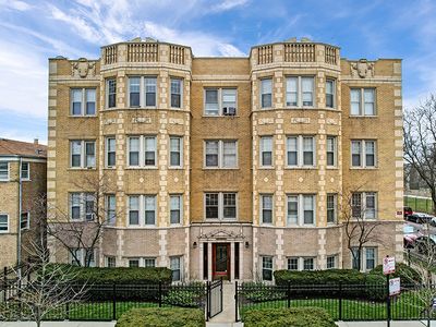 6203 N Oakley Ave APT 2, Chicago, IL, 60659