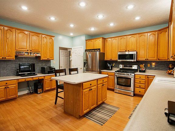 5th image of 1209 S Drew Ln