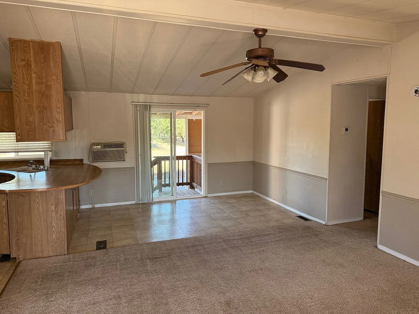 10051 Escalon Bellota — Photo 3