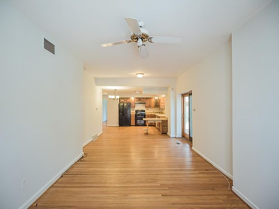 4th image of 2303-07 S 12th St #1