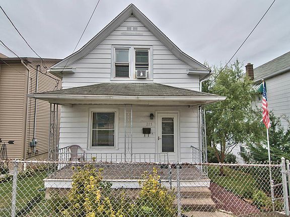 2nd image of 215 E Grove St