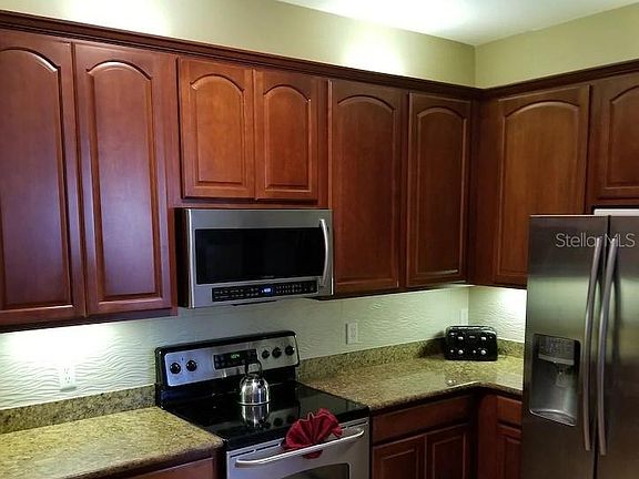 5th image of 5037 Shoreway Loop Unit 30302