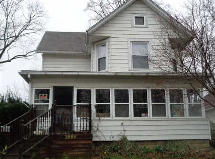 1st image of 2664 Maplewood St