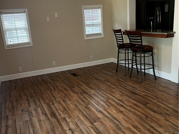 503 Lakewood Dr, Townville, SC 29689
