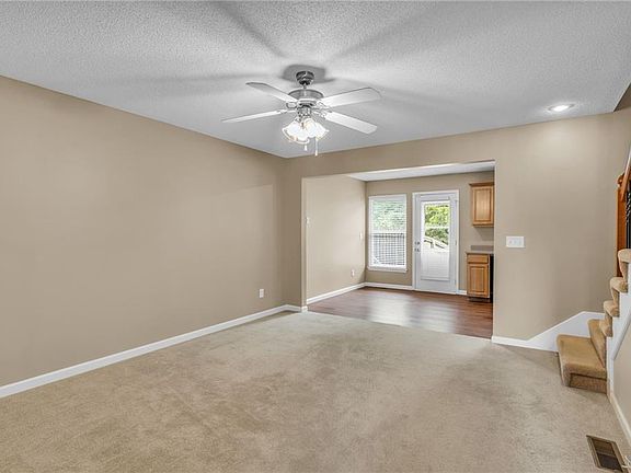 5th image of 1636 N 128th St