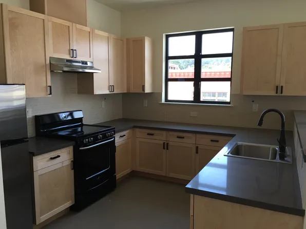 478 Tyler St #K, Monterey, CA 93940