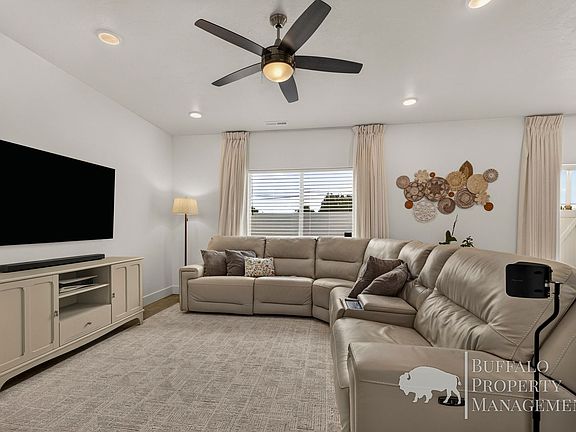 4th image of 1160 Jaylee Dr #3