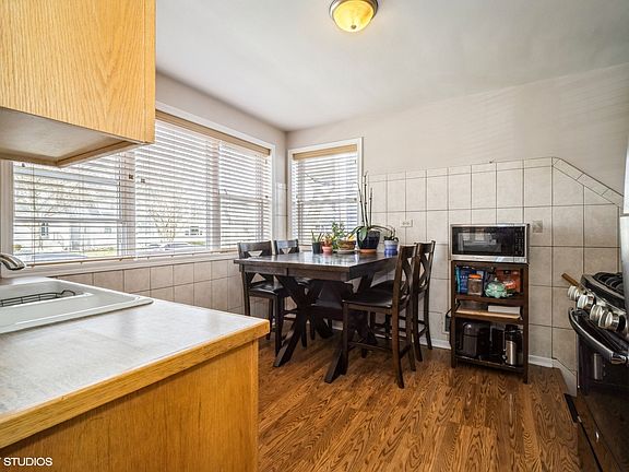 5th image of 3741 N Octavia Ave