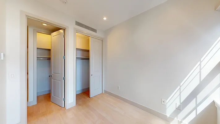 Rented by Bond New York | media 4