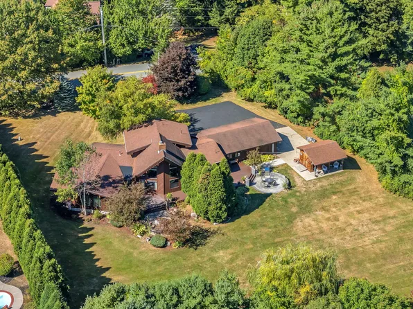 391 Beech Hill Road, Auburn, ME 04210