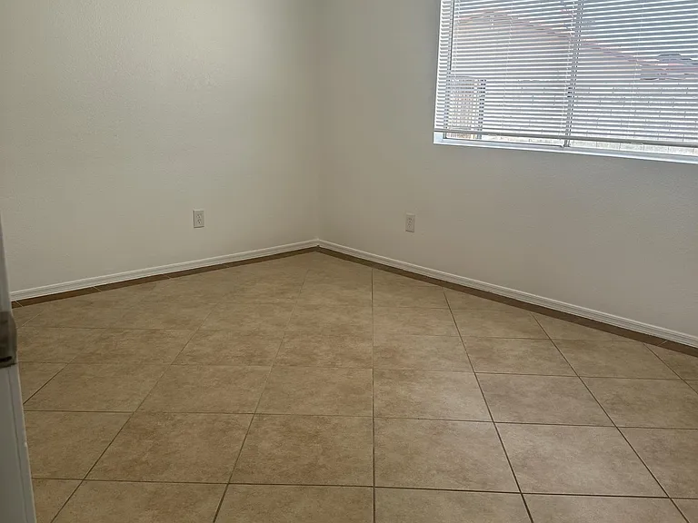 9416 W Rafael Dr — Photo 24