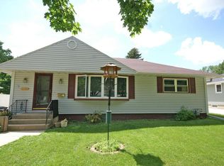 1439 15th Ave NW, Rochester, MN 55901