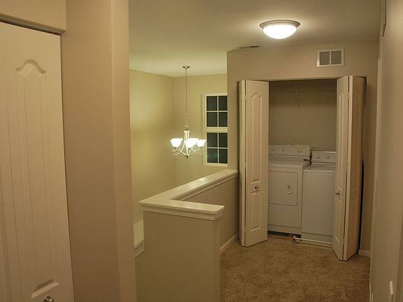 2nd image of 3190 Shenandoah Ln
