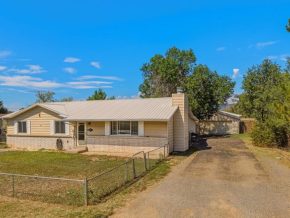 2nd image of 106 Hill Dr