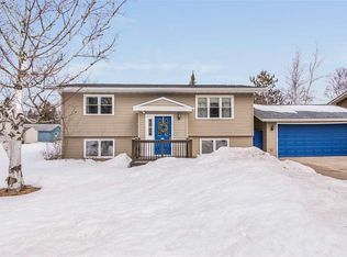 321 W Rainbow St, Duluth, MN 55811