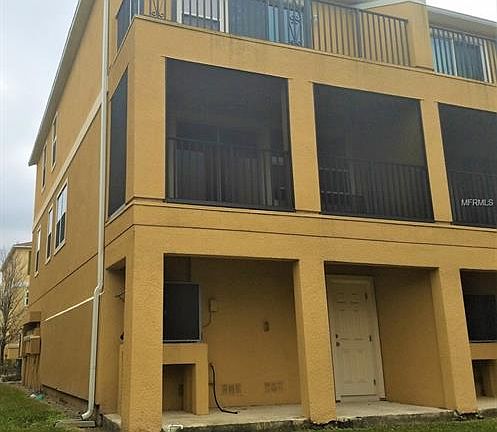 3rd image of 527 Vincinda Crest Way