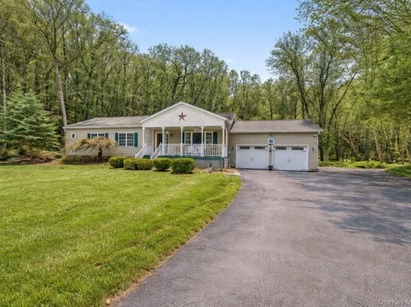 45 Seminole Drive, Warwick, NY 10990