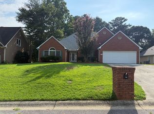 1040 Sunny Field Ct, Lawrenceville, GA 30043