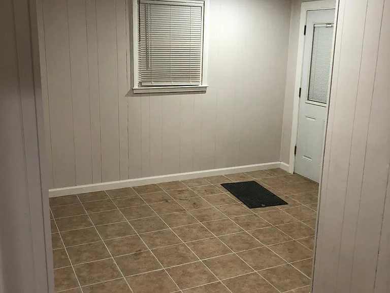 2401 Grange Hall Ct — Photo 16