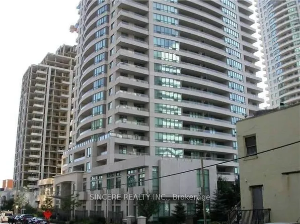 23 Hollywood Ave, Toronto, ON
